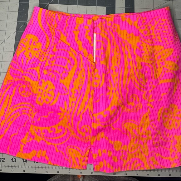 Lilly Pulitzer January Pop Seaesta Skort - Size 4 - Picture 8 of 11